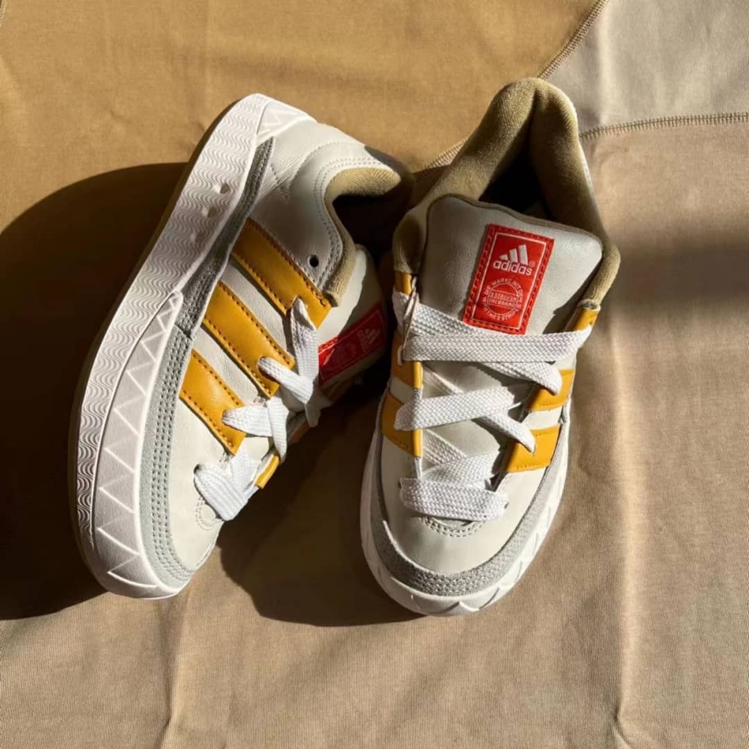 【Adidas】💥8月に最新カラーが発売!Atmos × Adidas 『Adimatic Leather “Hommage”』🔥夏季限定、お見逃しなく!