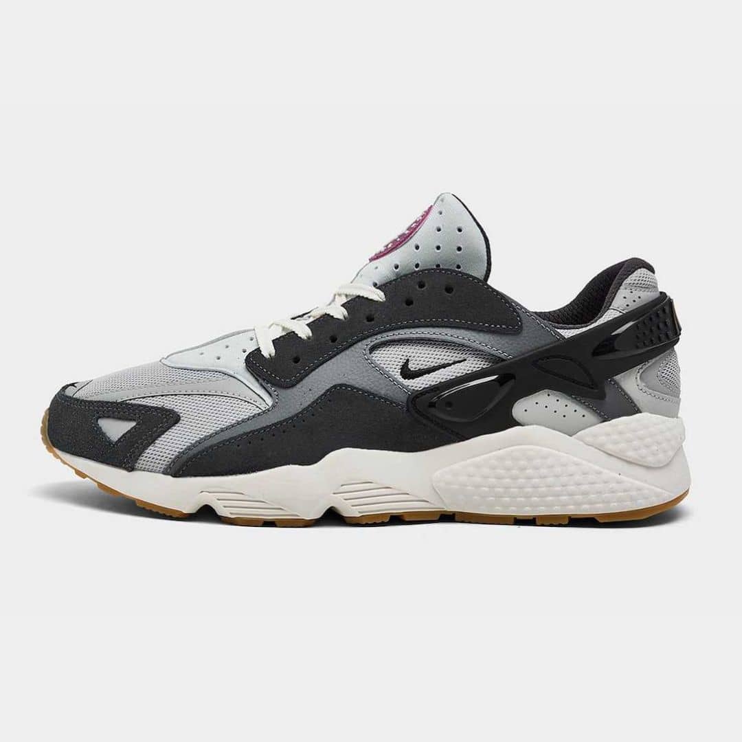 7月6日発売！Air Huarache Runner "Light Smoke Grey"
