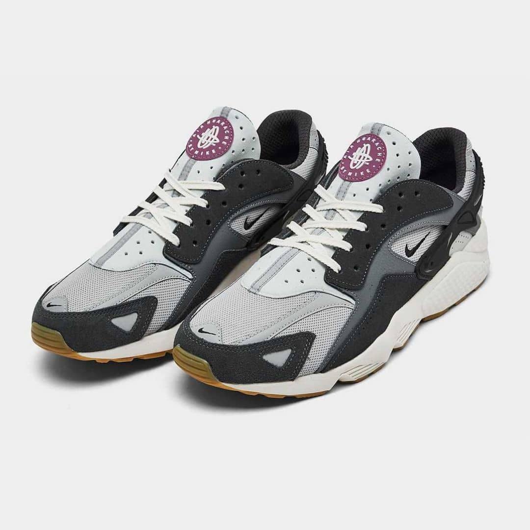 7月6日発売！Air Huarache Runner "Light Smoke Grey"