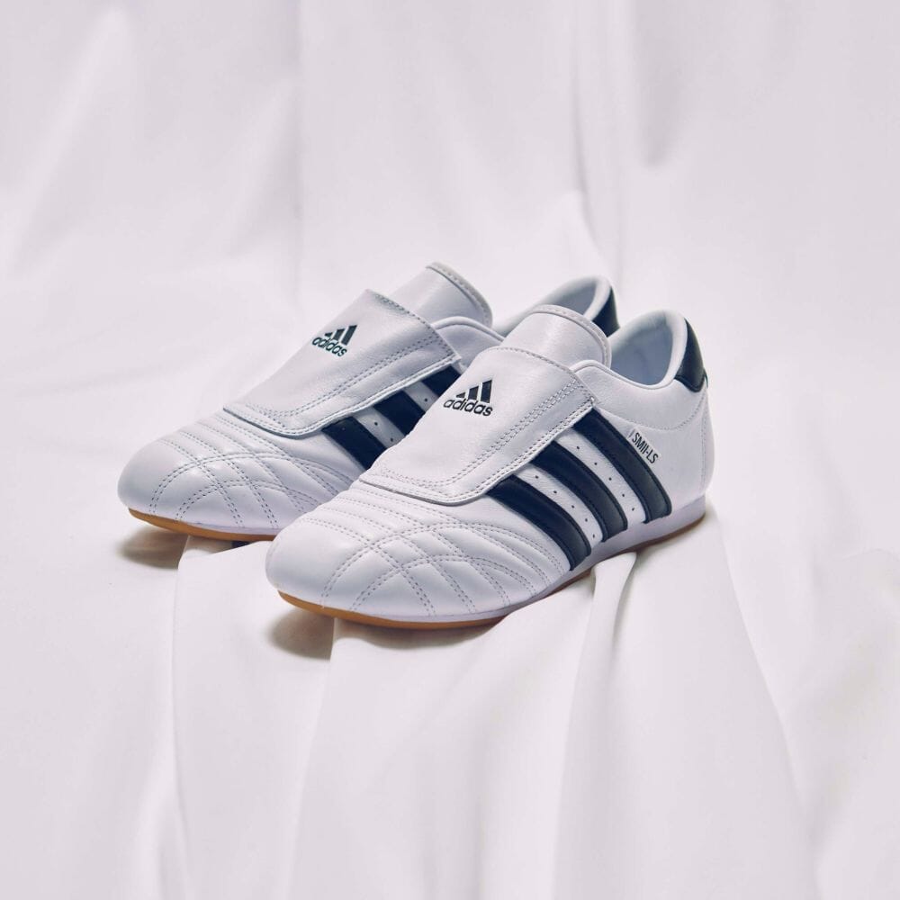 【Adidas】🔥2024年9月17日発売！Jennie同項【男女兼用】 今すぐ手に入れたい「Originals WMNS Taekwondo 」★在庫僅少、お見逃しなく！