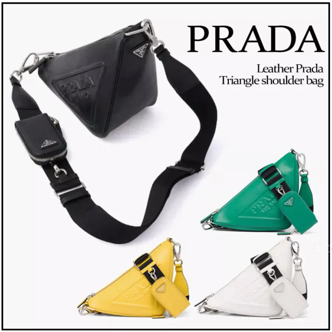 近藤千尋インスタグラム着用【PRADA】 トライアングル ポーチ