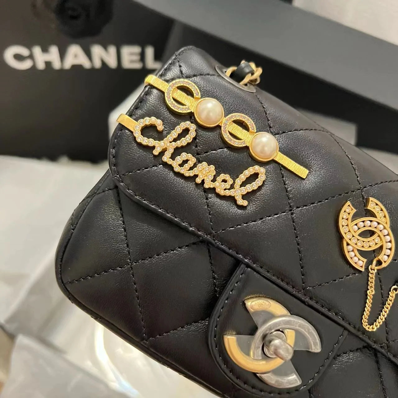 年末大大大セール！！【CHANEL】25ans雑誌掲載！中条あやみ愛用！発売と共に世界中で注目を集め!