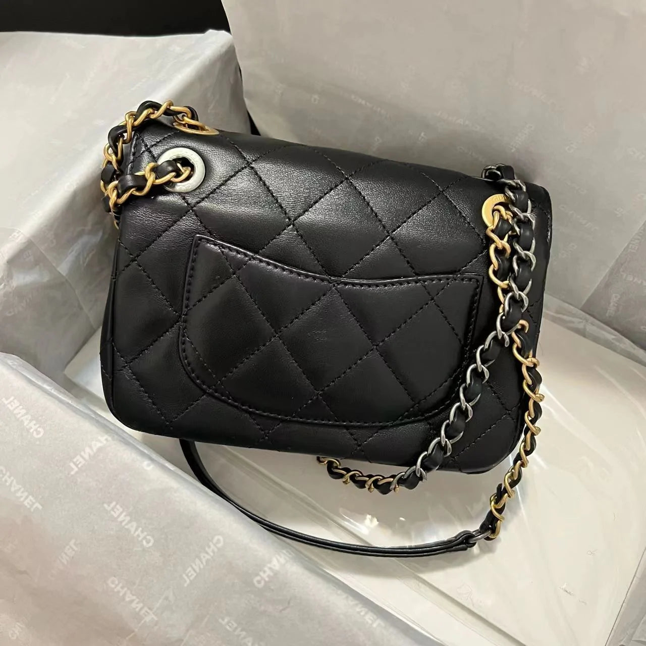 年末大大大セール！！【CHANEL】25ans雑誌掲載！中条あやみ愛用！発売と共に世界中で注目を集め!