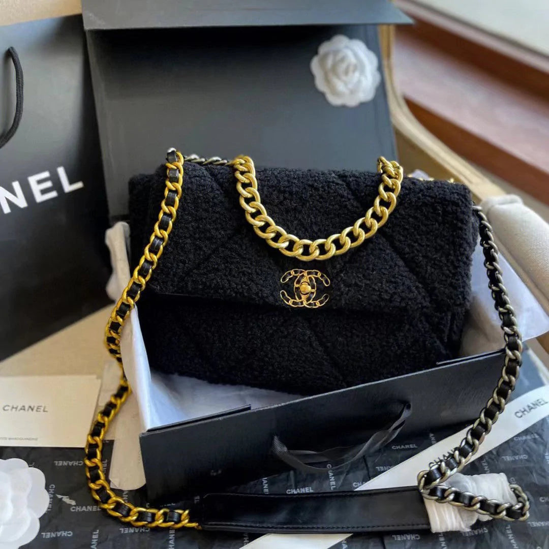 【22秋冬新作 】CHANEL19  ハンドバッグ ラムズウール