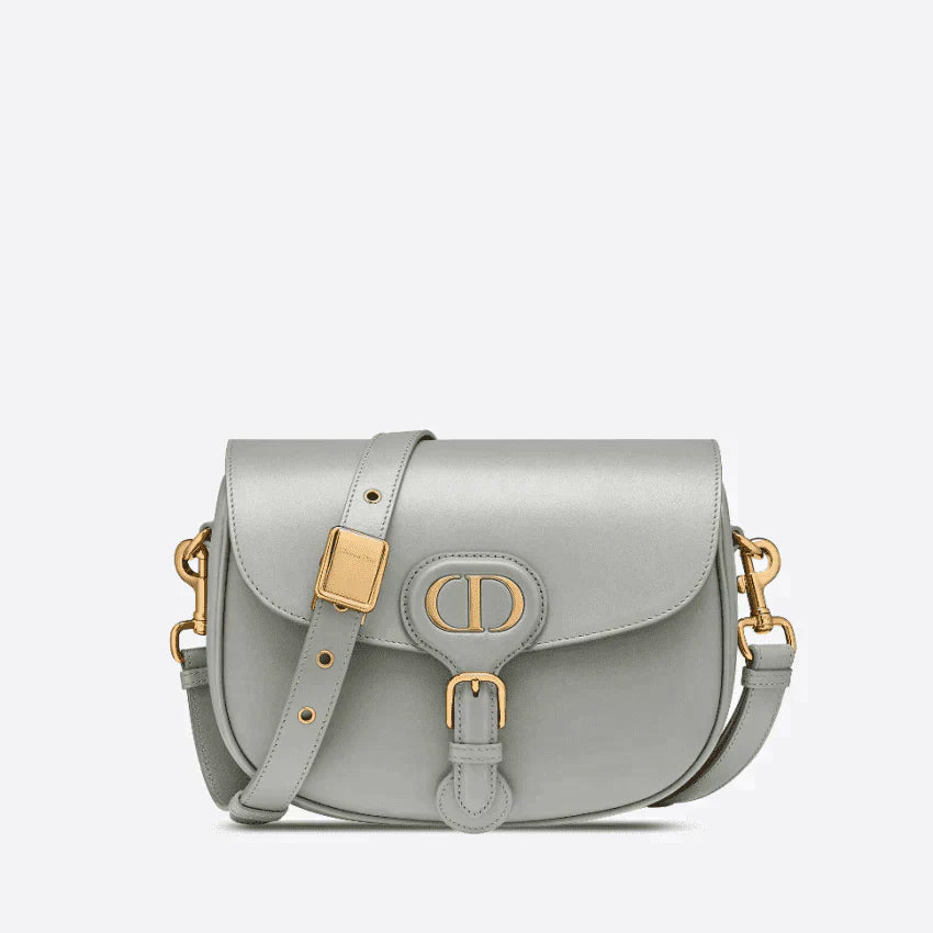 2023年9月発売予定💓Dior 雑誌掲載で大人気！多くのセレブが愛用する！☆話題BOBBY BAG💓日本人気上昇中↑↑↑今すぐ欲しい！