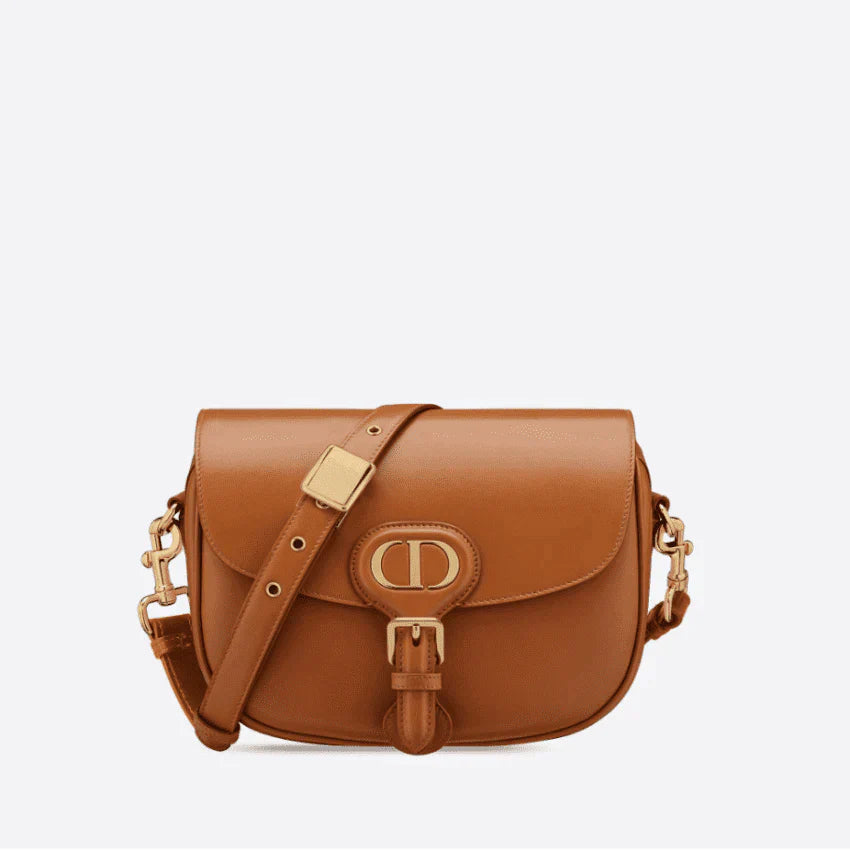 2023年9月発売予定💓Dior 雑誌掲載で大人気！多くのセレブが愛用する！☆話題BOBBY BAG💓日本人気上昇中↑↑↑今すぐ欲しい！