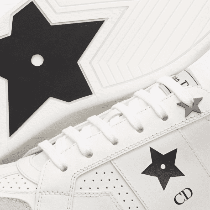 【DIOR】🔥2023新作！雑誌掲載！抜群人気の STAR  スニーカー♪星のワンポイントがかわいい！