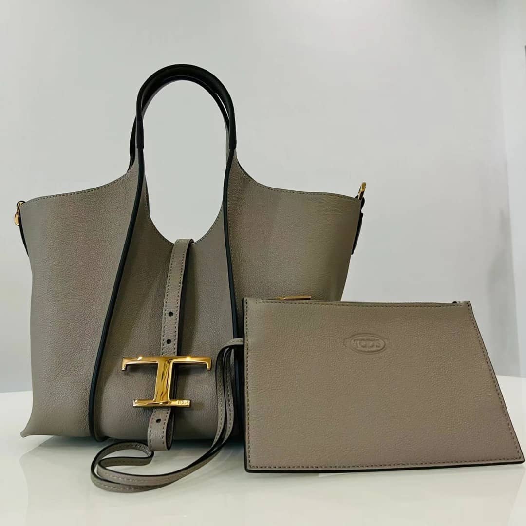 「TOD’S」大人気！複数の雑誌に掲載！北川景子、富岡佳子さんが着こなす「トッズ」“T Timeless” に新作ミニサイズハンドバッグ