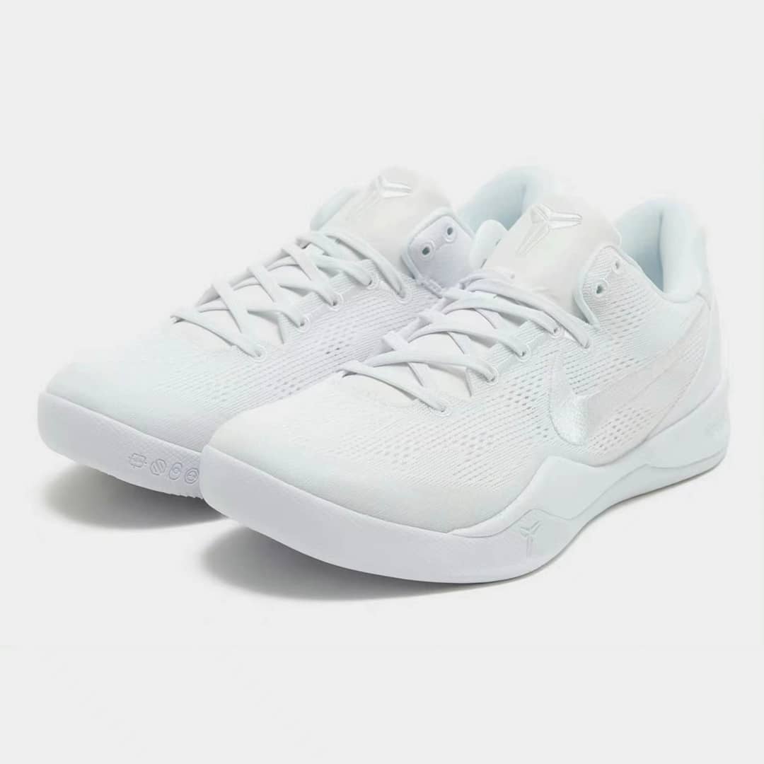 海外8月24日発売予定！❤️Kobe 8 Protro "Triple White"新色が登場！🔥限定発売、お見逃しなく！
