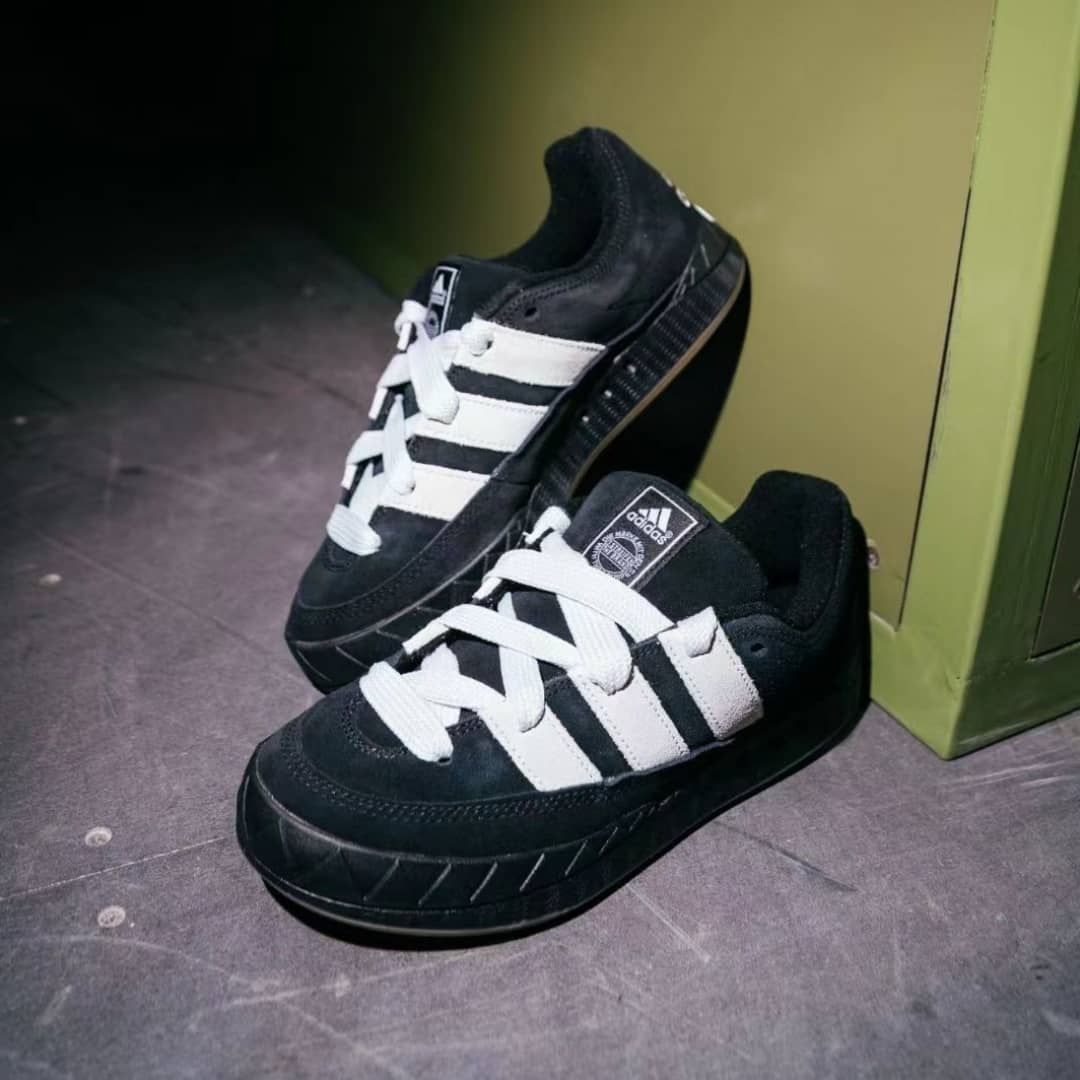 【Adidas】💥8月に最新カラーが発売！Atmos × Adidas 『Adimatic Leather “Hommage”』🔥夏季限定、お見逃しなく！