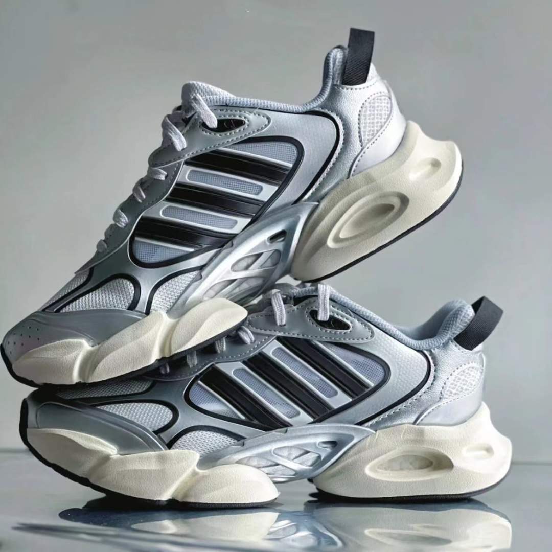 【Adidas】🔥海外2024年4月発売予定★大人気★CLIMACOOL VENTO 3.0 ✨軽くて通気性が良い！ 夏の必需品！