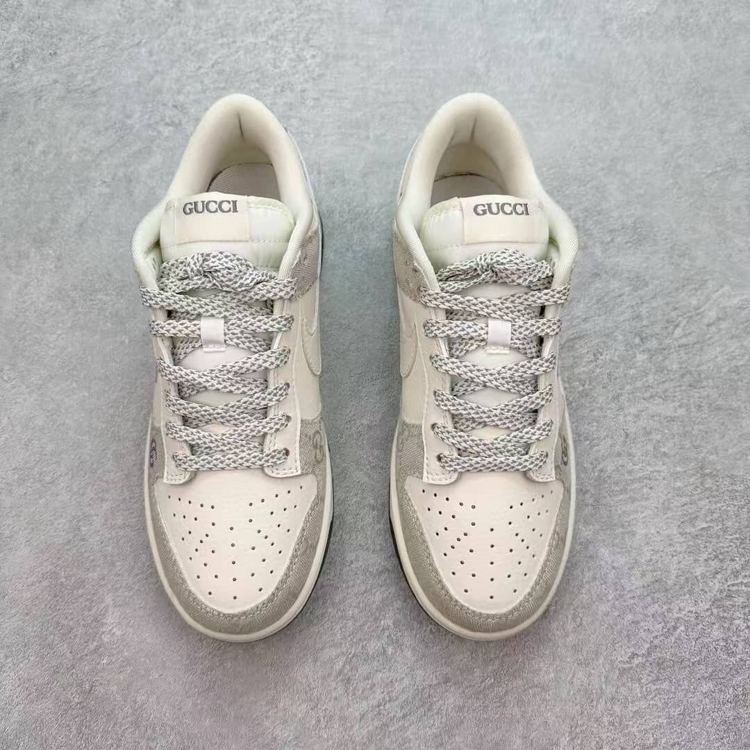 【NIKE】🔥9月20日発売予定！限定！大人気のコラボ！NIKE SB DUNK LOW ×GUCCI◆男女兼用