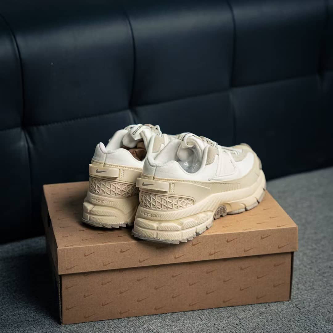 【NIKE】🔥2月28日発売予定！早い人が勝利!男女兼用◆Zoom Vomero 5 ★大人気
