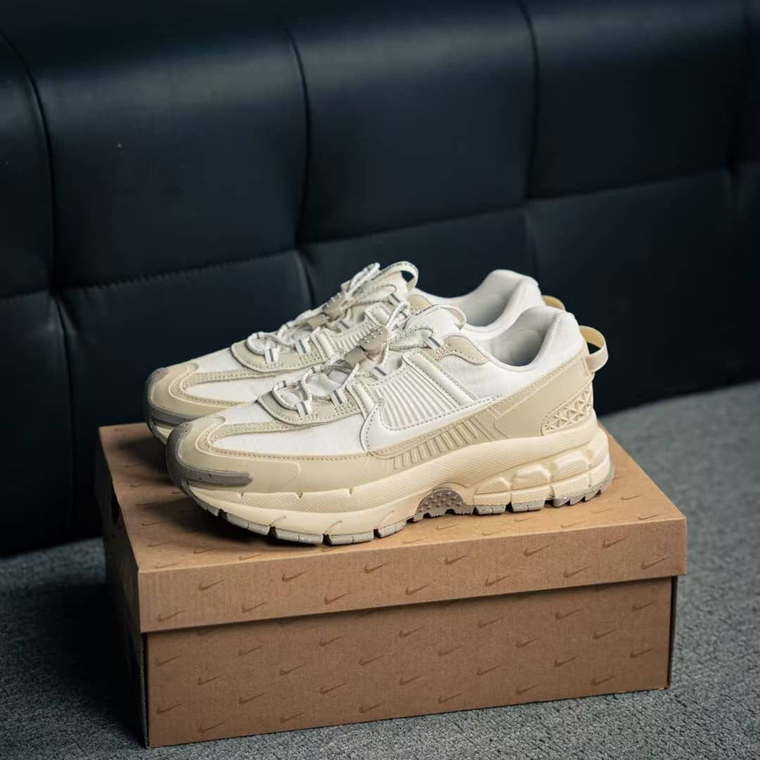 【NIKE】🔥2月28日発売予定！早い人が勝利!男女兼用◆Zoom Vomero 5 ★大人気