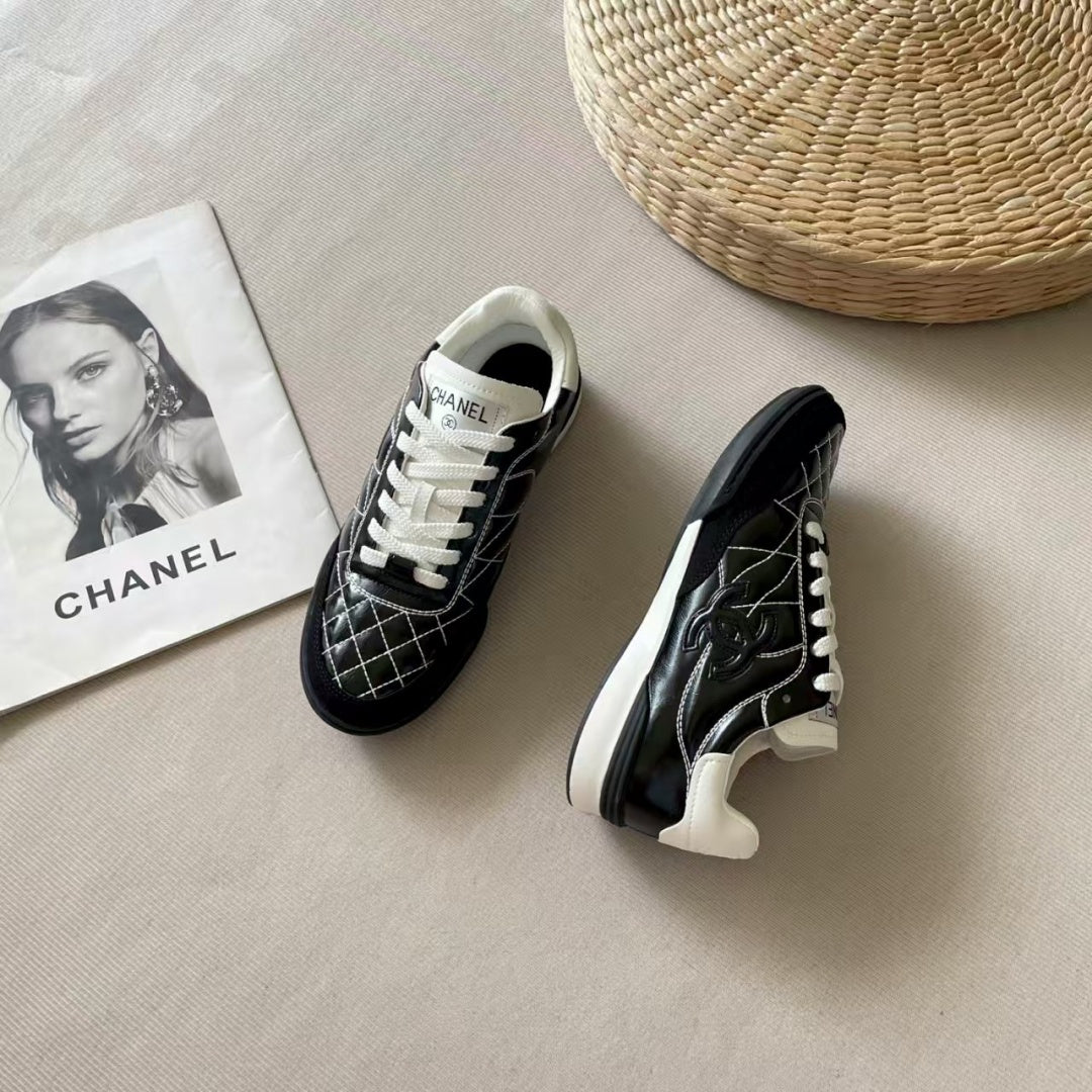 ★限定コラボ激レア! Chanel 24s 靴 🔥海外セレブも着用多数！★限定品、お見逃しなく！