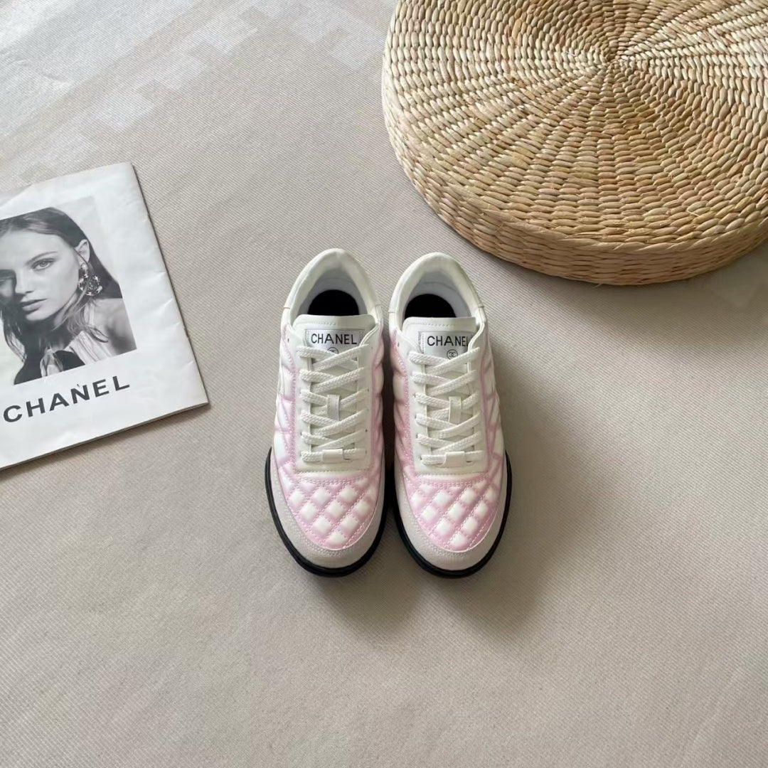 ★限定コラボ激レア! Chanel 24s 靴 🔥海外セレブも着用多数！★限定品、お見逃しなく！