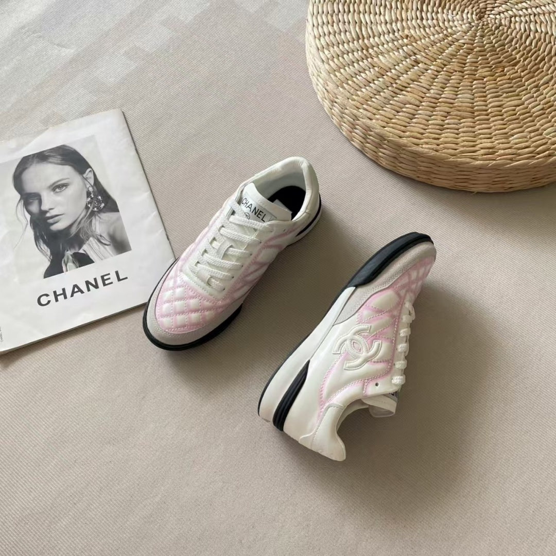 ★限定コラボ激レア! Chanel 24s 靴 🔥海外セレブも着用多数！★限定品、お見逃しなく！