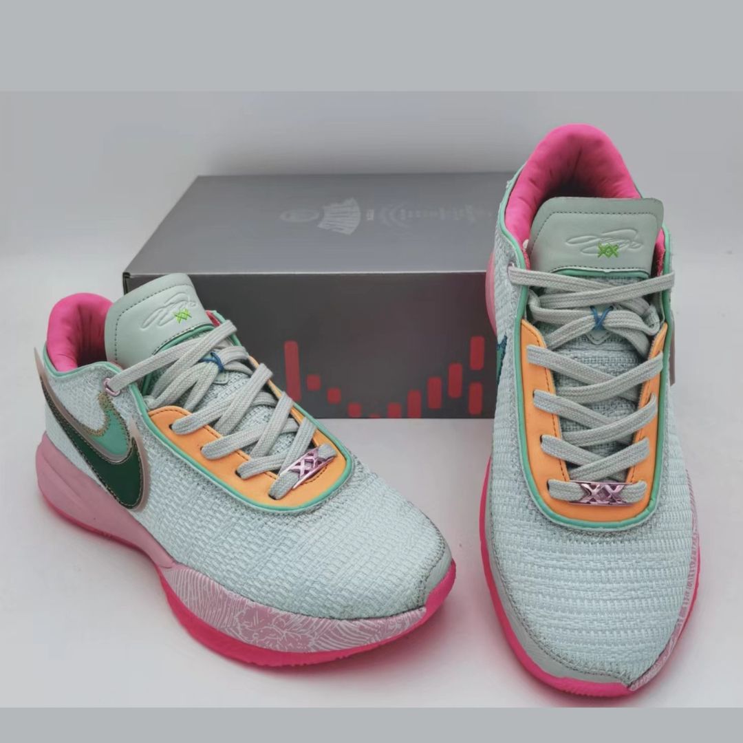 ★超厳選！レブロンシリーズ最新作から夏に向けた新作が登場！FAMU × APB × LeBron 20 2colors