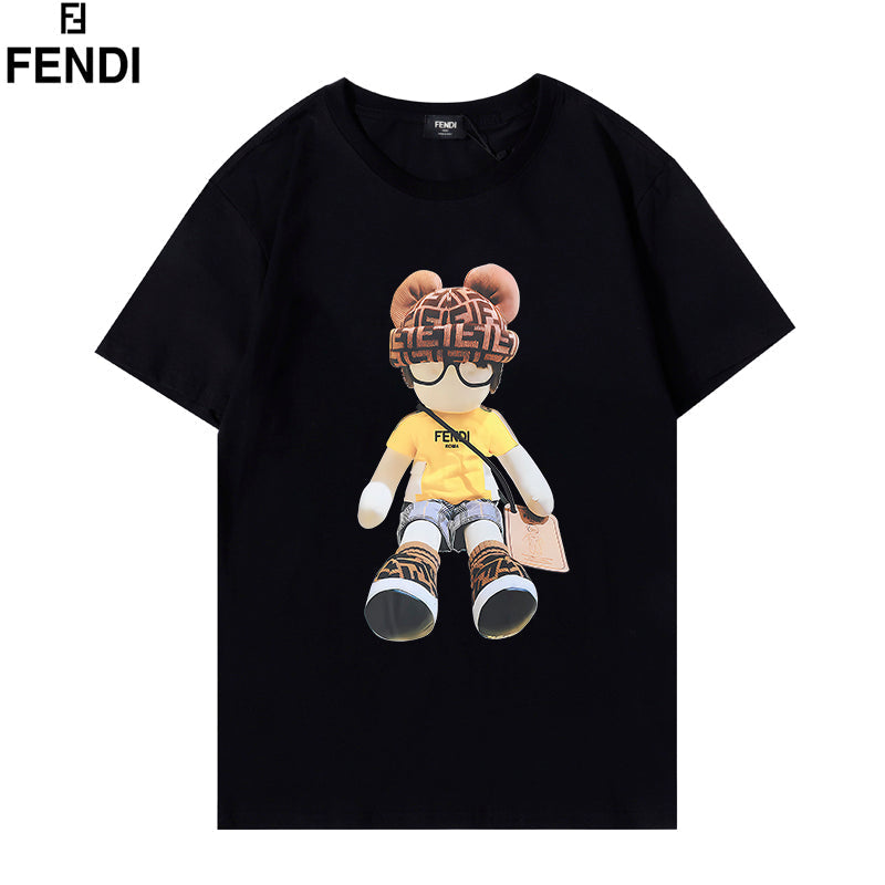 【FENDI】2枚目半額！ 新作 複数のキャラクター Tシャツ