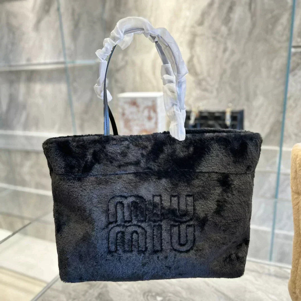 【2022秋冬新作】MIUMIU Groove ふわふわトートバッグ