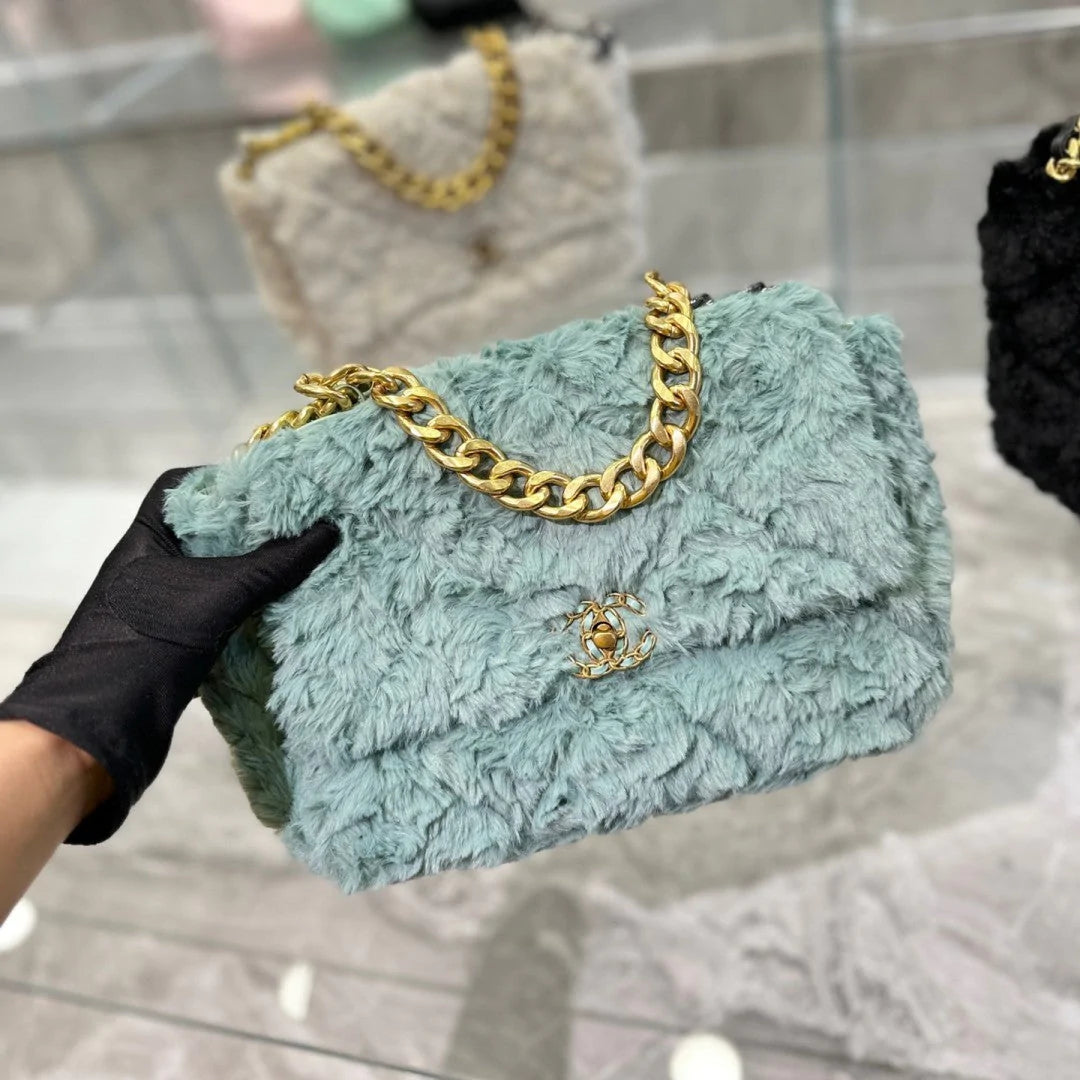 【CHANEL】関税込み！セレブにも人気！★22秋冬フラップ バッグ
