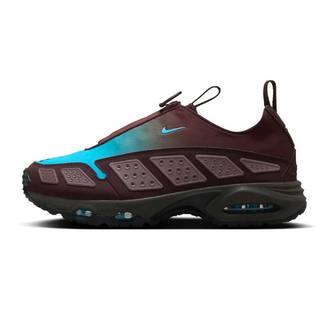 【12/6発売】Nike Air Max SNDRハイテクスニーカーから新カラーが登場！◆男女共用"Burgundy Crush and Baltic Blue"