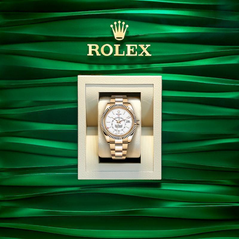 ROLEX スカイドゥエラー 自動巻き ホワイト 文字盤 m326938-0005