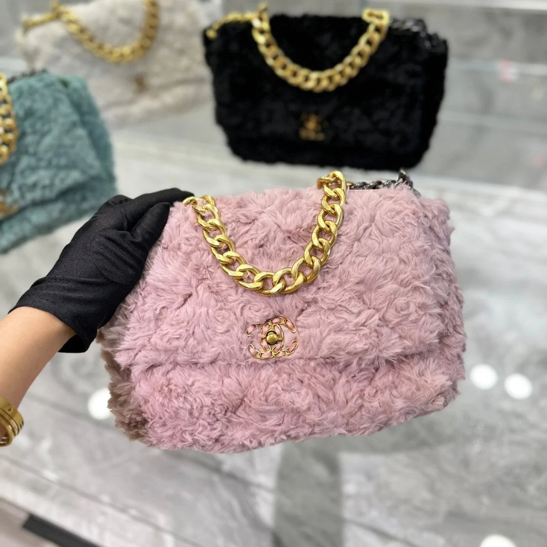 【CHANEL】関税込み！セレブにも人気！★22秋冬フラップ バッグ