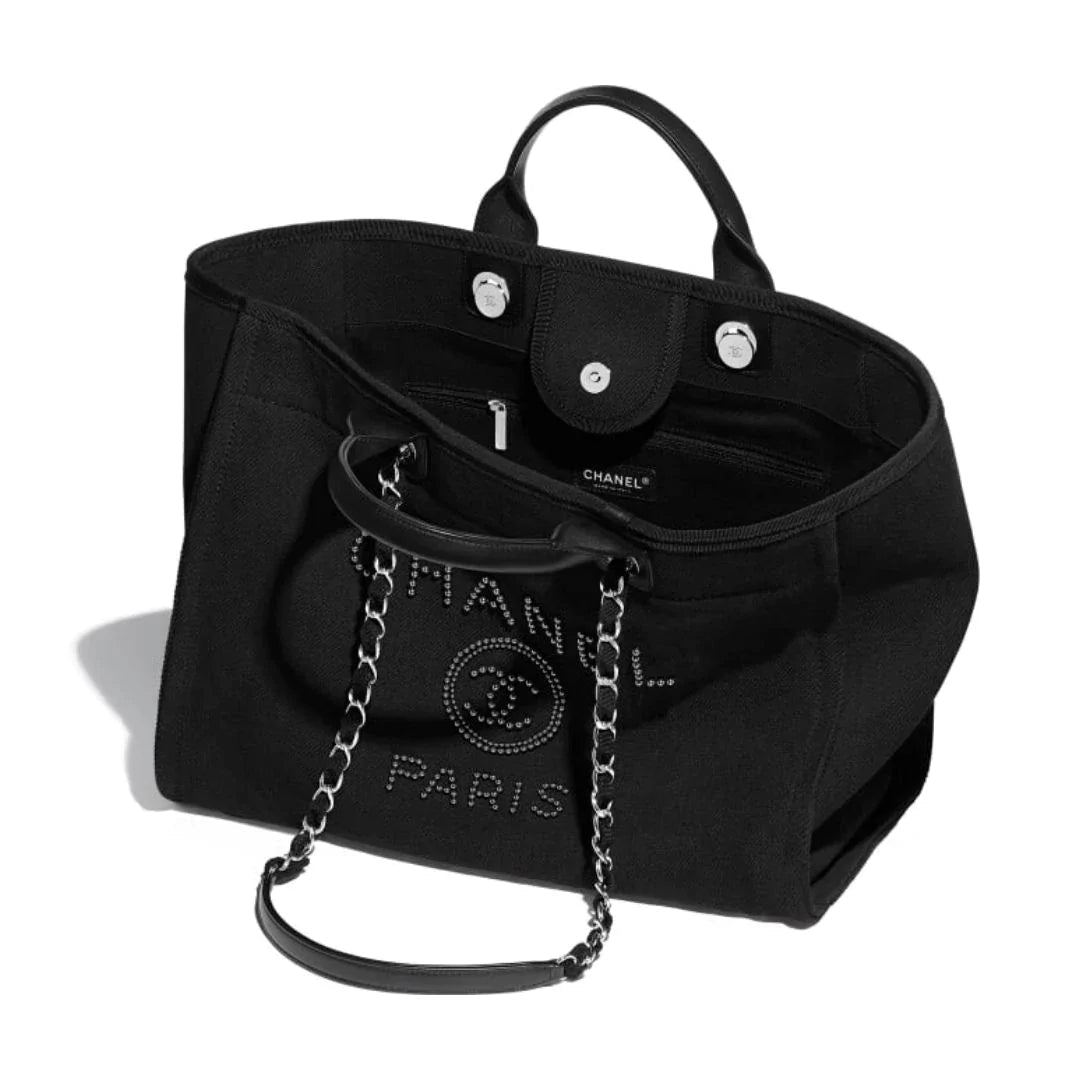 Chanel 2022新作★今日全国送料無料★ドーヴィル★パールがとても上品♪お早めに!!