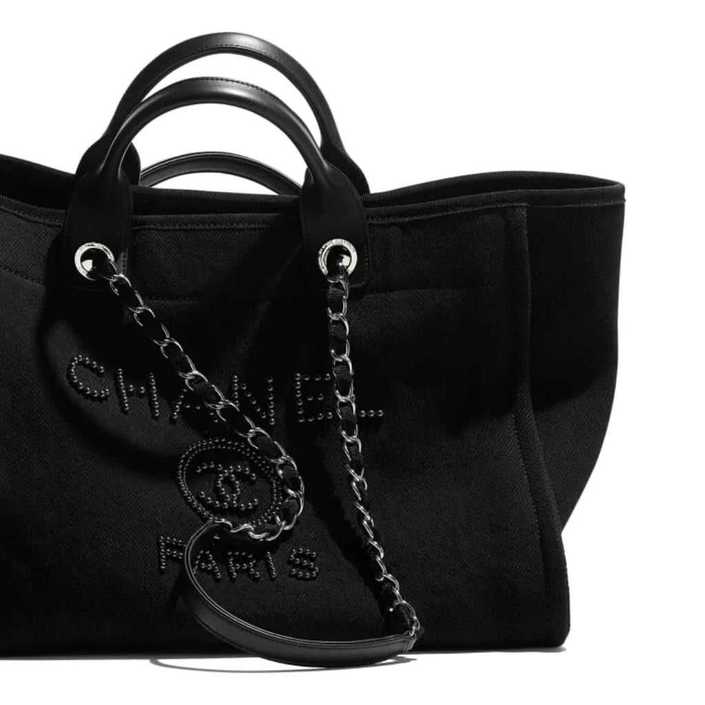Chanel 2022新作★今日全国送料無料★ドーヴィル★パールがとても上品♪お早めに!!