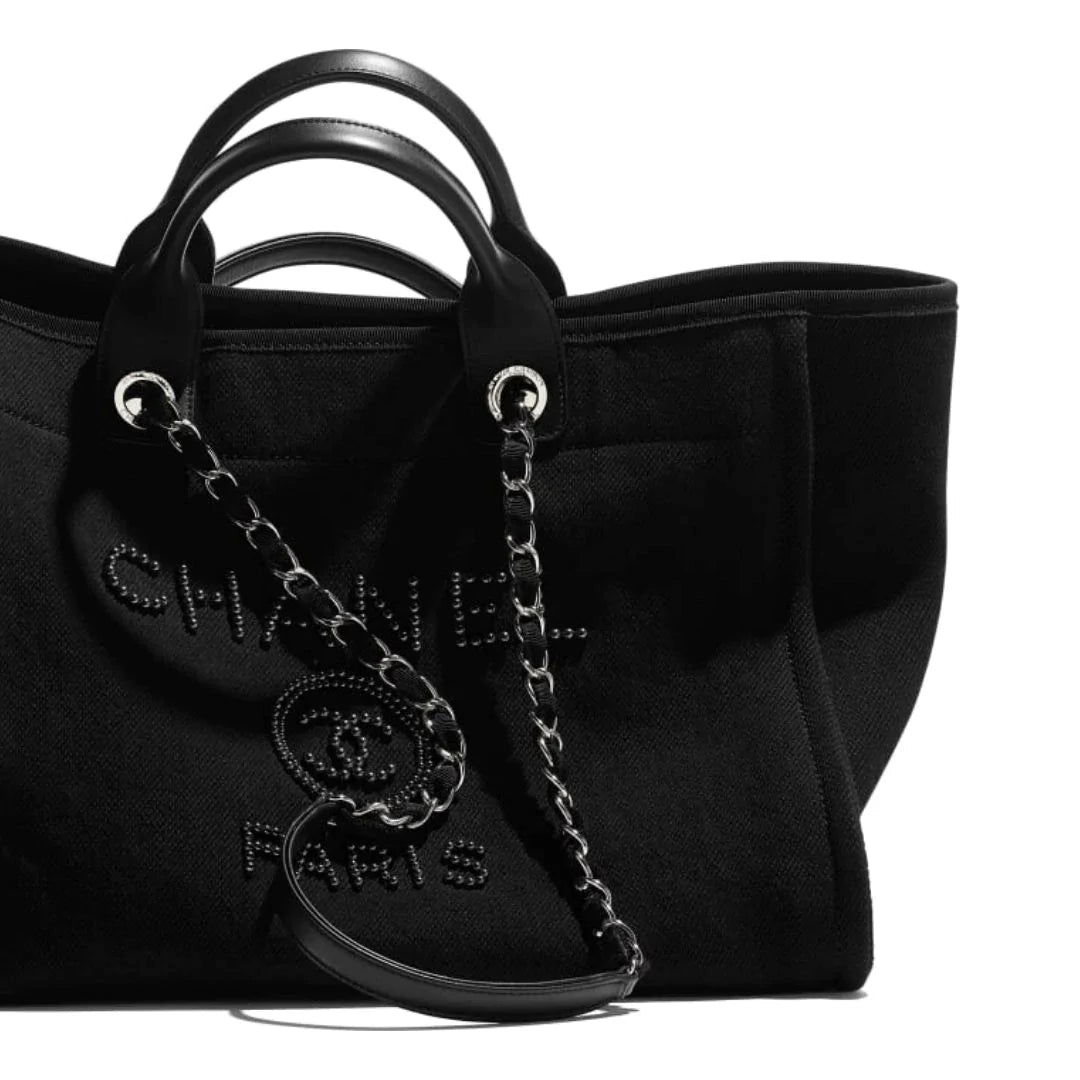 Chanel 2022新作★今日全国送料無料★ドーヴィル★パールがとても上品♪お早めに!!