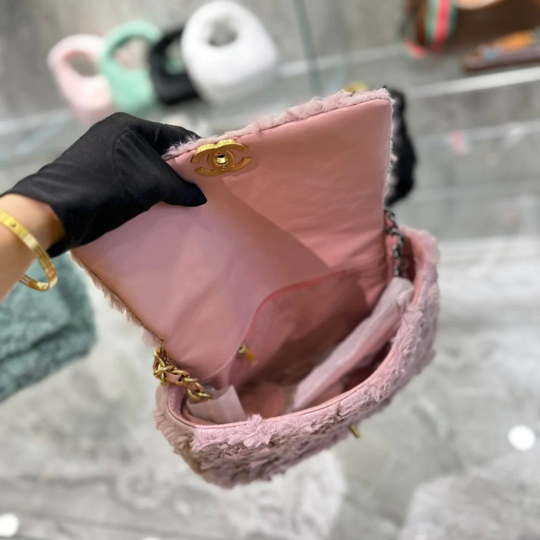 【CHANEL】関税込み！セレブにも人気！★22秋冬フラップ バッグ