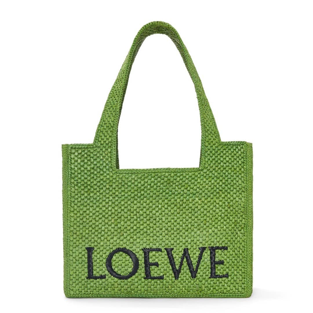 【LOEWE】🔥バスケットバッグの最新作が登場！「MORE」雑誌掲載❤️本田 翼さんが推す！★Paula's ロゴ刺繍ラフィア トートバッグ