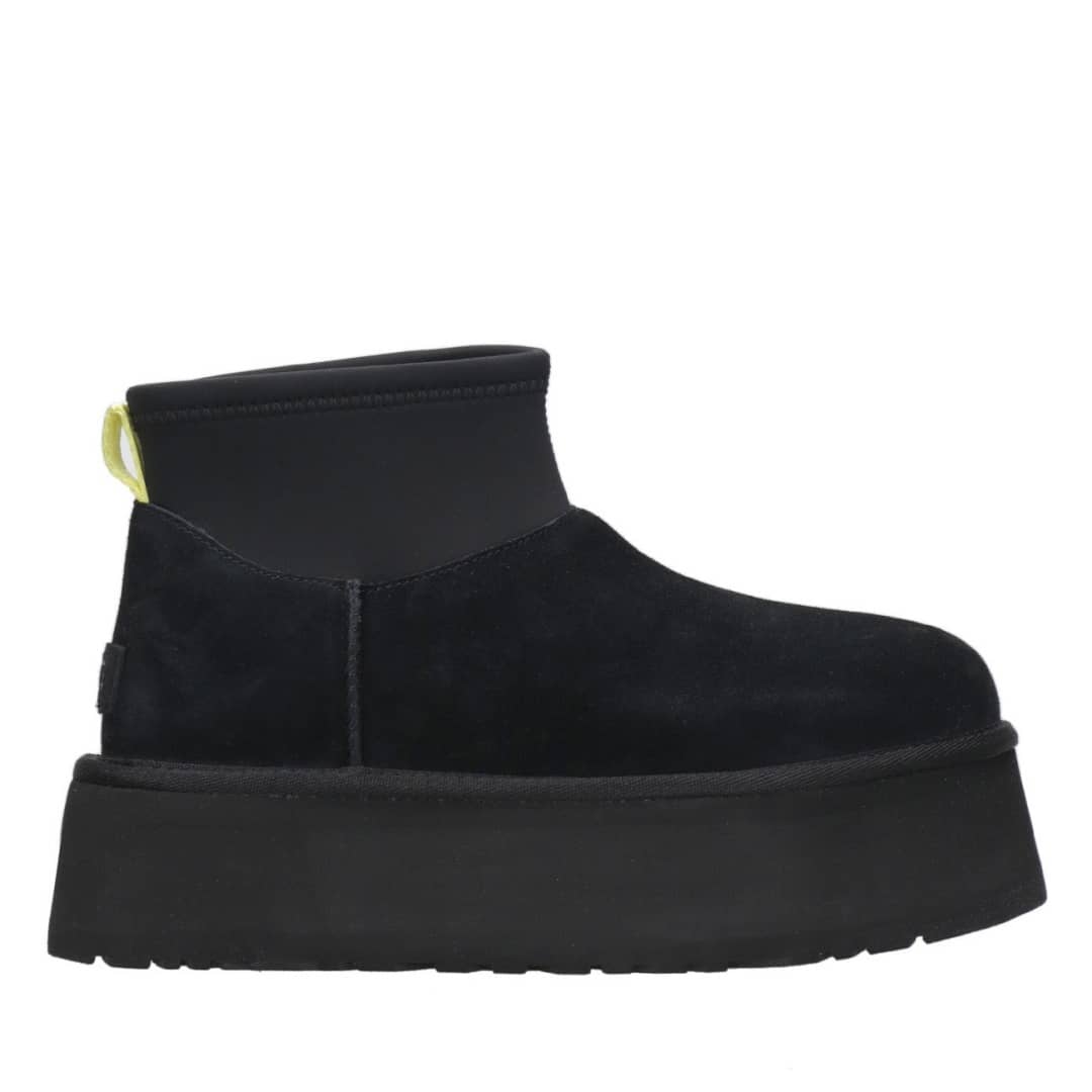 【UGG】🔥完売必至！2024年秋冬新作！脚長効果が嬉し！Classic Mini Dipper 厚底 ショートブーツ