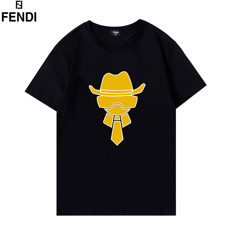 【FENDI】2枚目半額！ 新作 複数のキャラクター Tシャツ