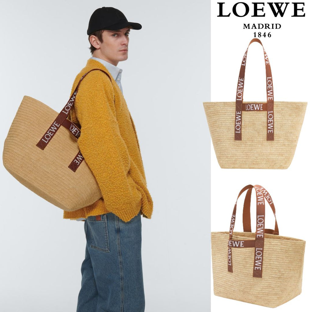 【 LOEWE(ロエベ) 】2023新作！超人気商品！＊Fold Shopper raffiaパーバッグ