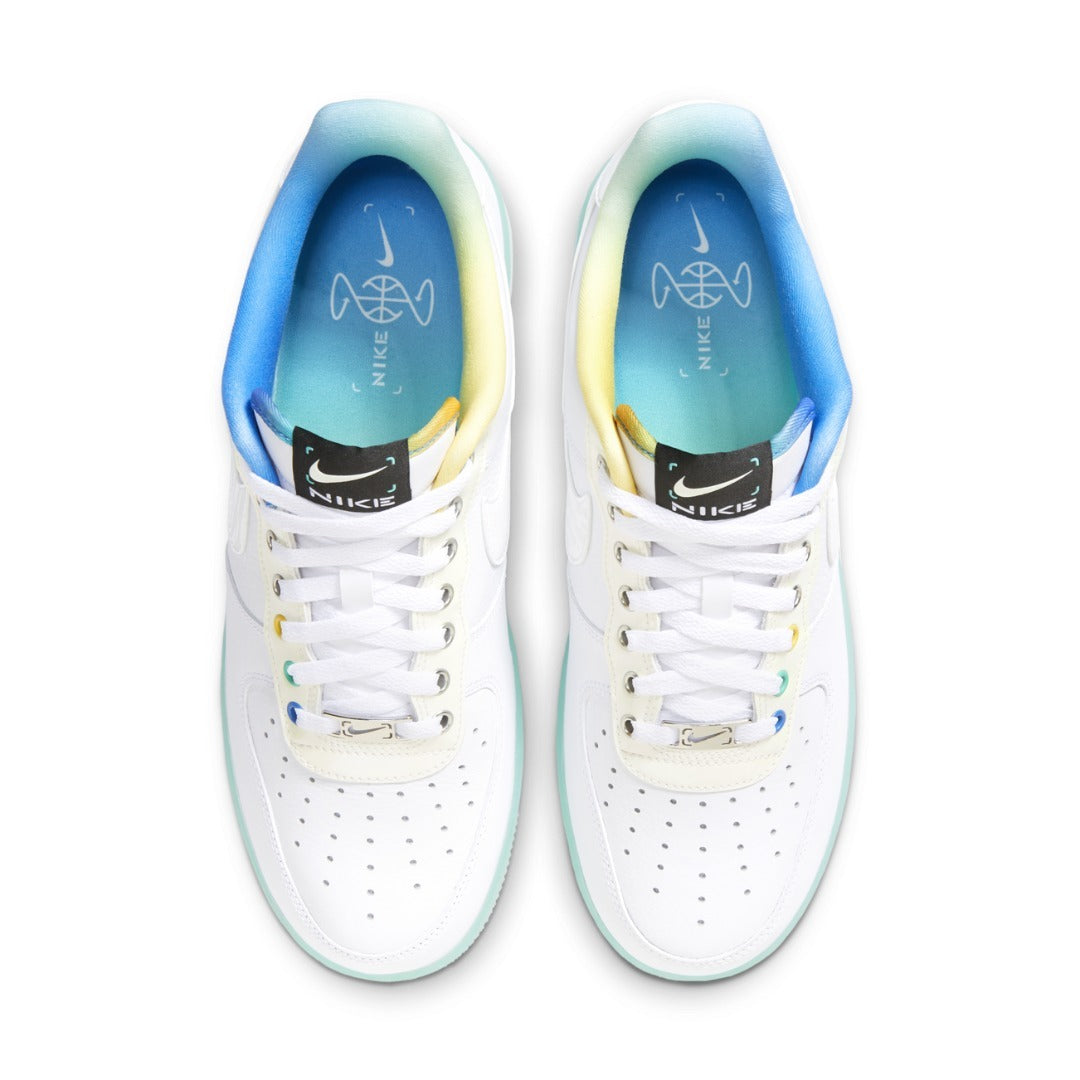 ★超厳選！勢い止まらぬ最新 AIR FORCE 1 '07 PRM スニーカー