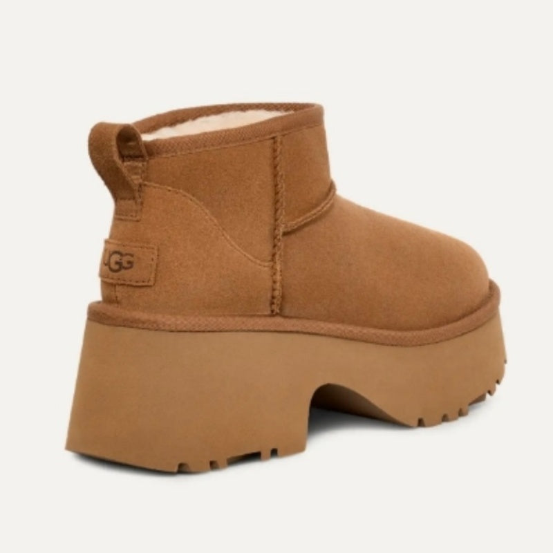 【UGG】2024年秋冬新作！⭐NewJeans Hanni着用のClassic Ultra Mini New Heights🔥 大人気！今絶対買うべき！