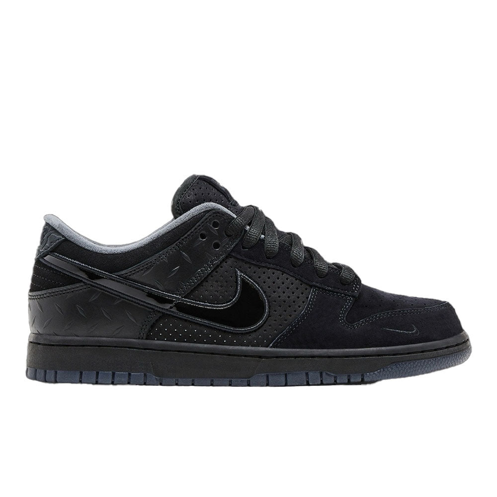 【Nike】海外12/28発売｜Division Street × Nike Dunk Low Lux "Oregon Black"🔥大人気！