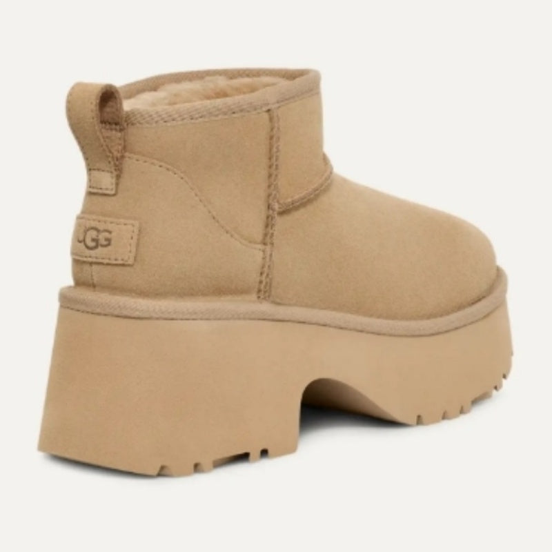 【UGG】2024年秋冬新作！⭐NewJeans Hanni着用のClassic Ultra Mini New Heights🔥 大人気！今絶対買うべき！