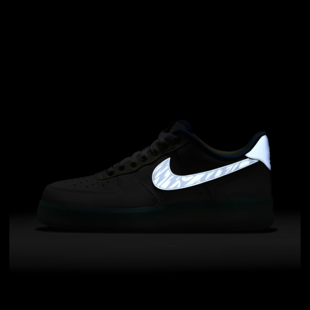 ★超厳選！勢い止まらぬ最新 AIR FORCE 1 '07 PRM スニーカー